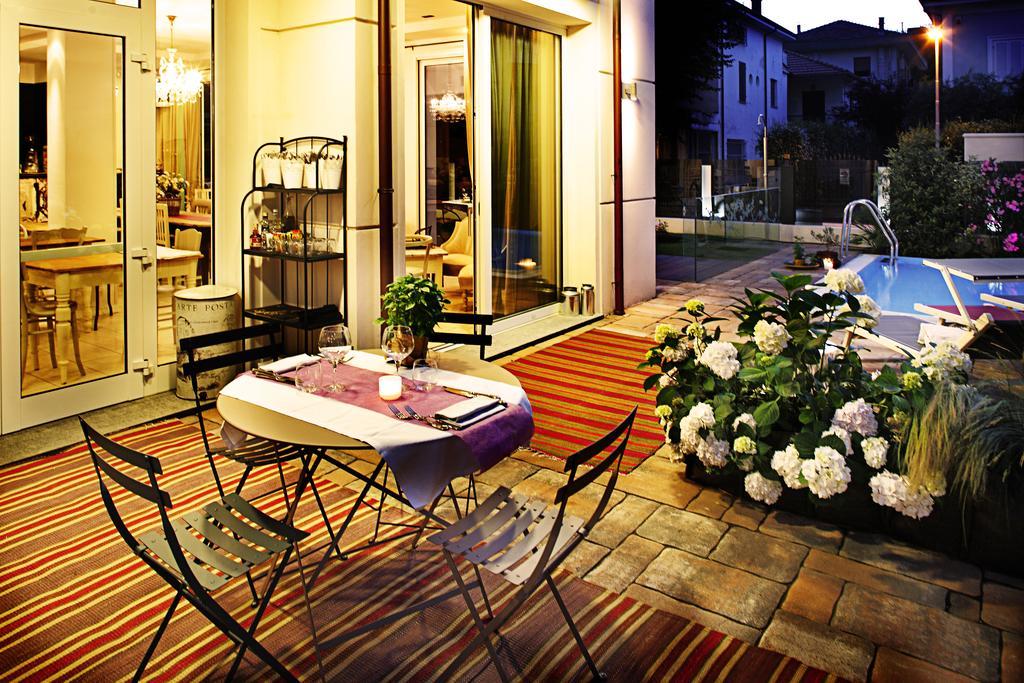 D-Place Hotel & Suite ริชโชเน ภายนอก รูปภาพ